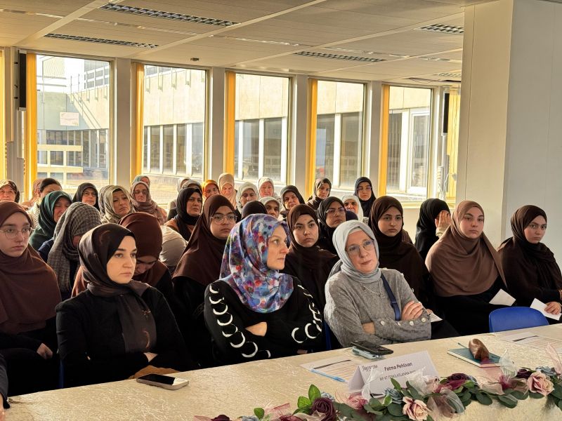 Hayrunnisa Programı Gönüllere Dokundu